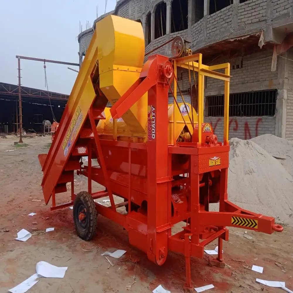 Photo of Maize Thresher with Lift & Elivator
